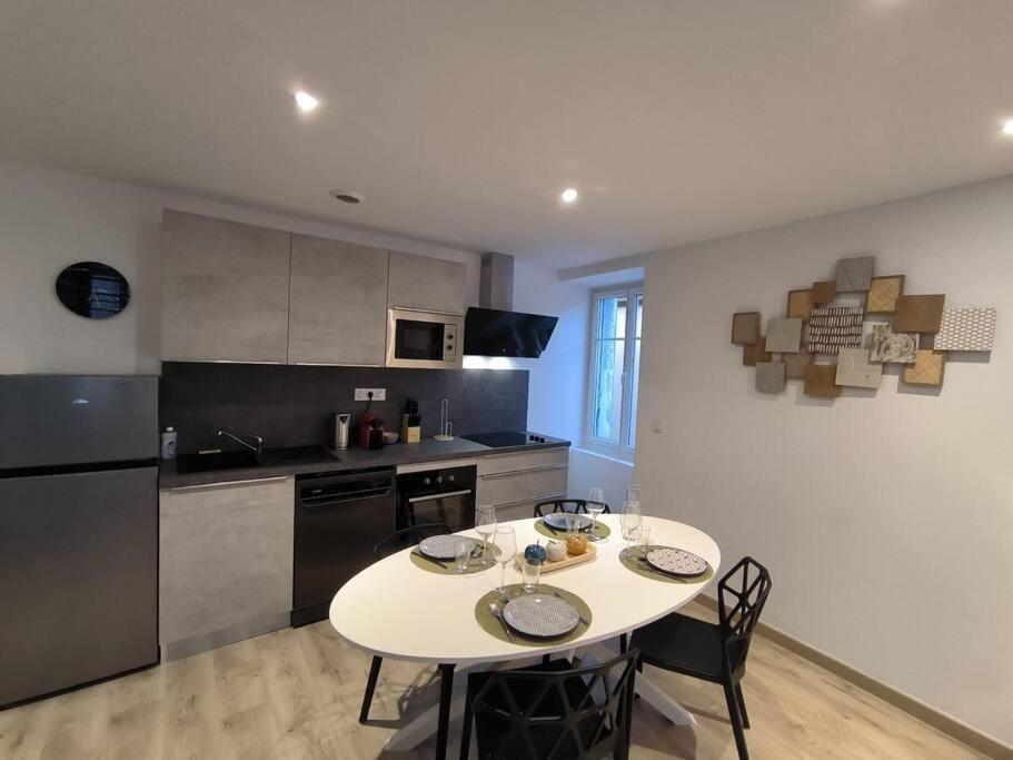 T2 -55m2- Elegant Et Chaleureux Apartment *