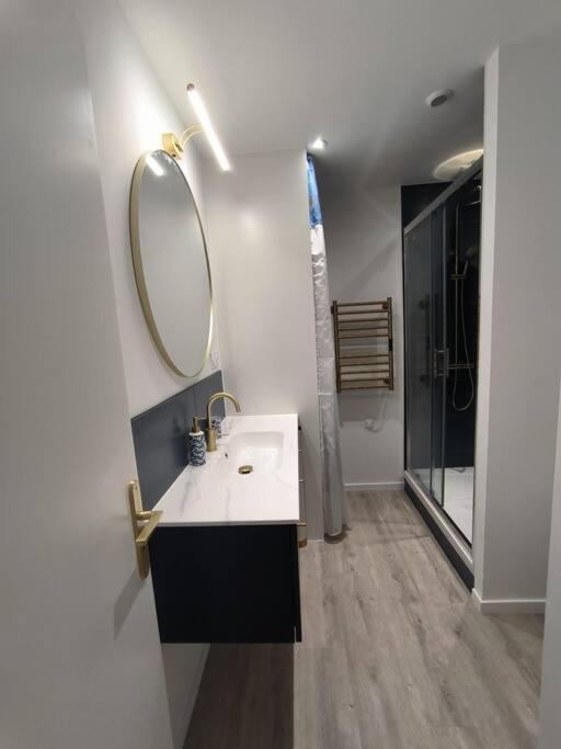 T2 -55m2- Elegant Et Chaleureux Apartment *